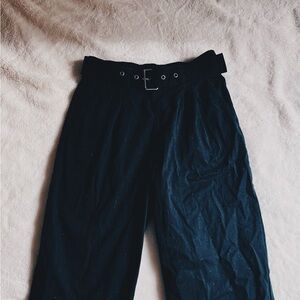 Women’s Super High-Rise Tapered Chino Pants Size 4